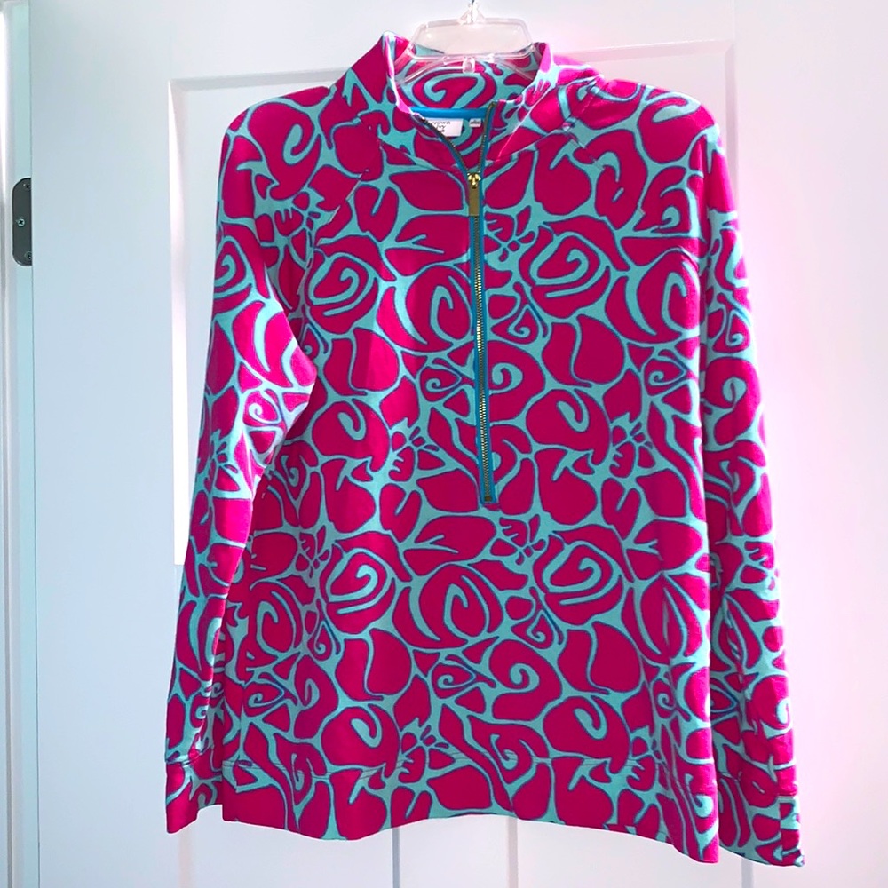 Crown & Ivy 3/4 Zip Pull Over